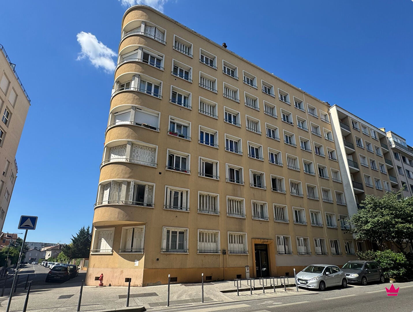 Flat Cours Émile Zola in Villeurbanne
