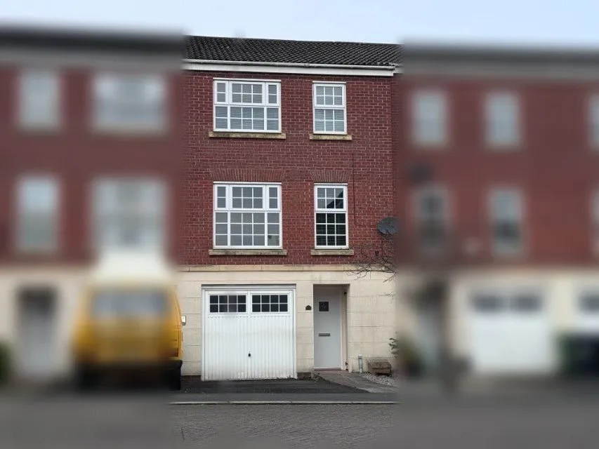 House Abbeylea Drive in Westhoughton