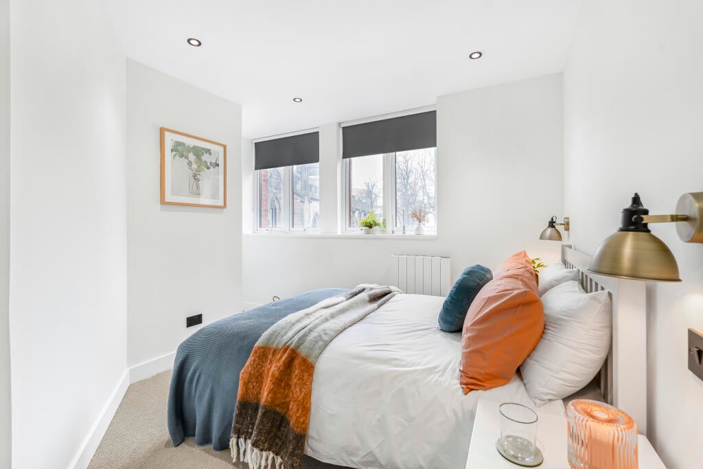 Flat Bedford Place in Greater London