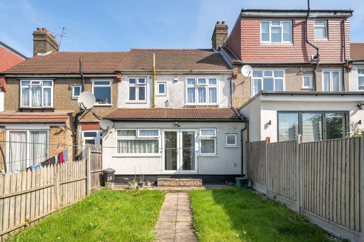 House Studley Drive in Greater London