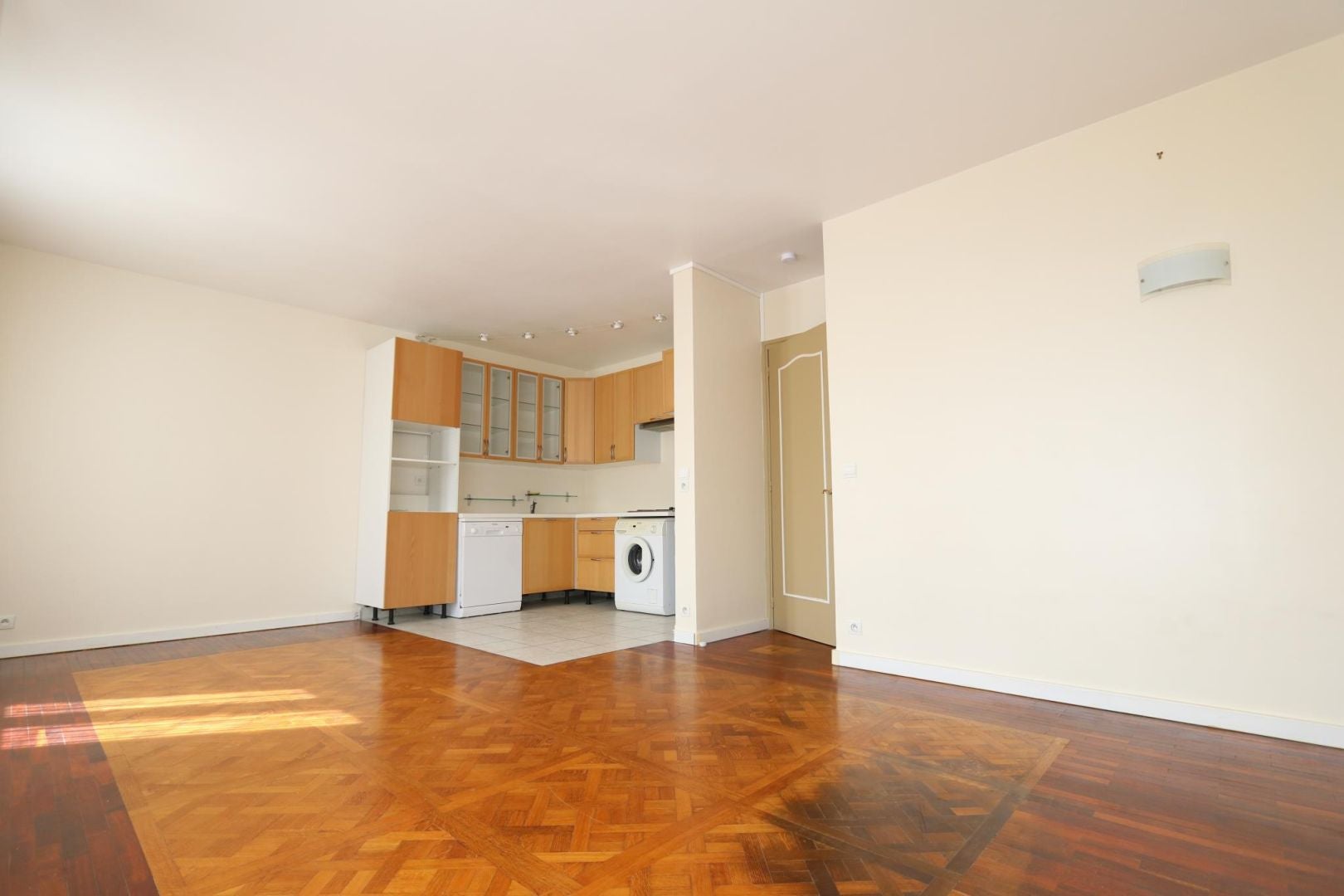 Flat Rue Yves du Manoir in Rueil-Malmaison