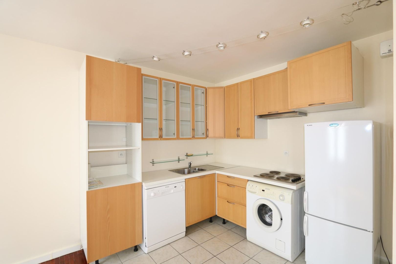 Flat Rue Yves du Manoir in Rueil-Malmaison