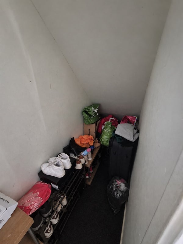Room Glamis Road in Greater London