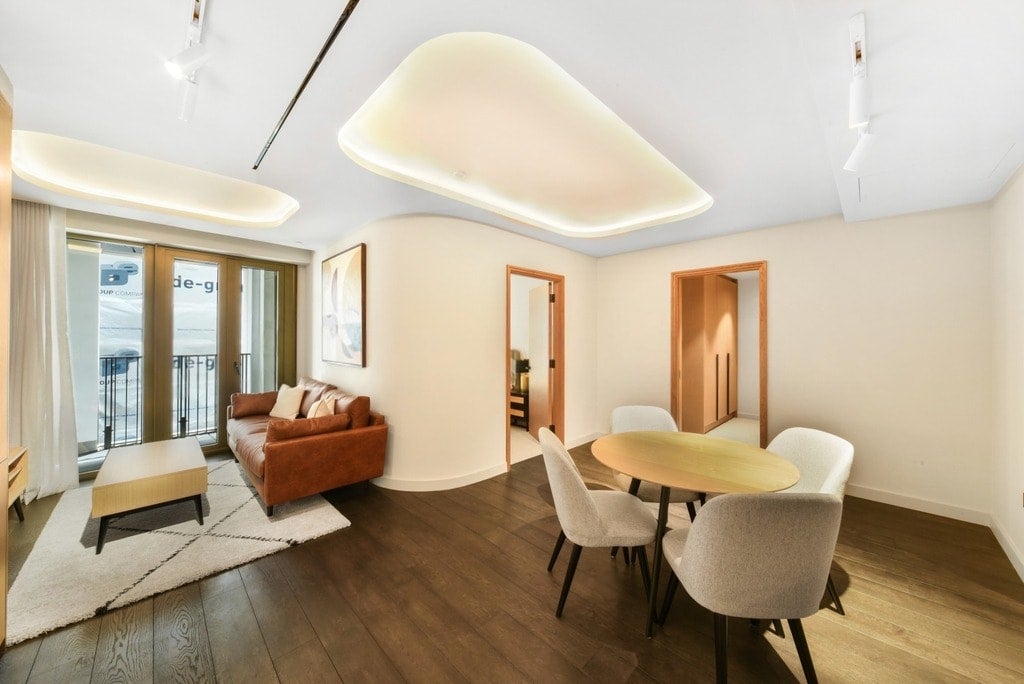 Flat Fareham Street in City of Westminster
