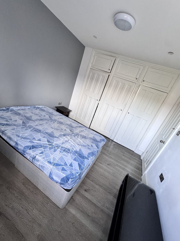 Room St. Stephen's Crescent in Greater London
