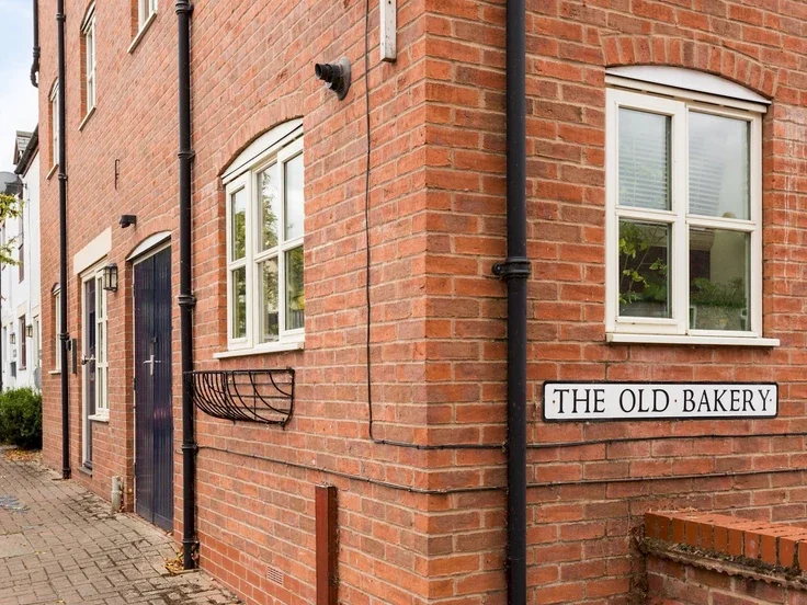 House Elliott Court in Stratford-on-Avon