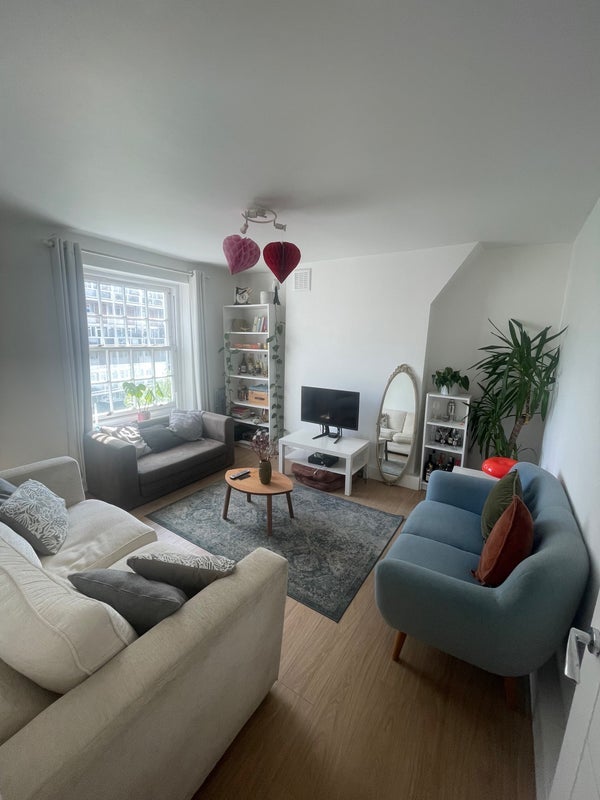 Room Dolland Street in Greater London