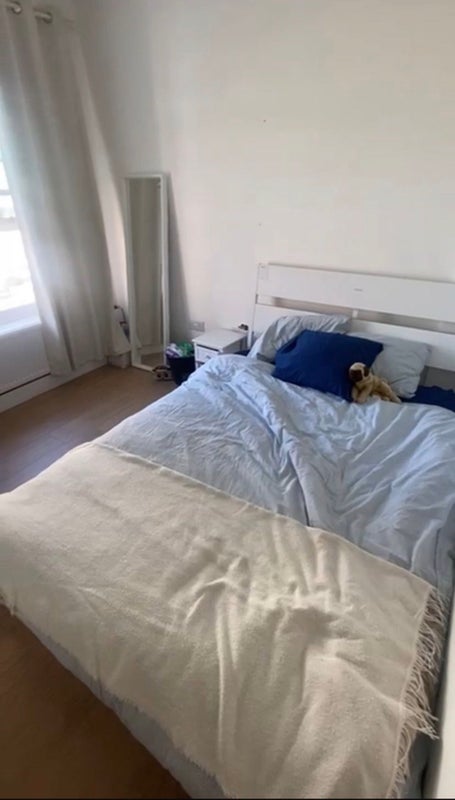 Room Dolland Street in Greater London