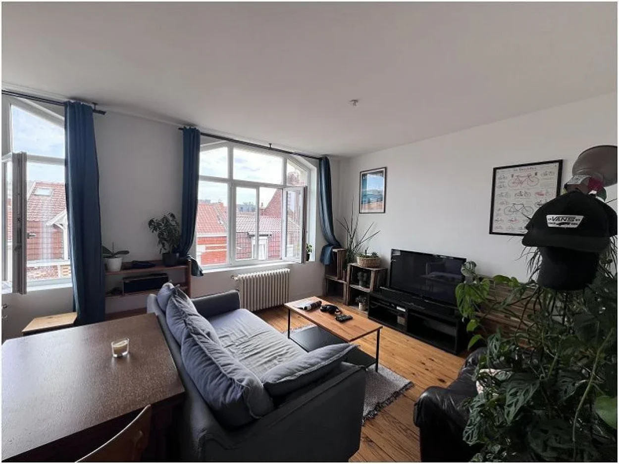Flat Rue Casimir Delavigne in Lille
