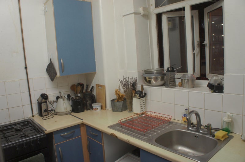 Room Homerton Road in Greater London