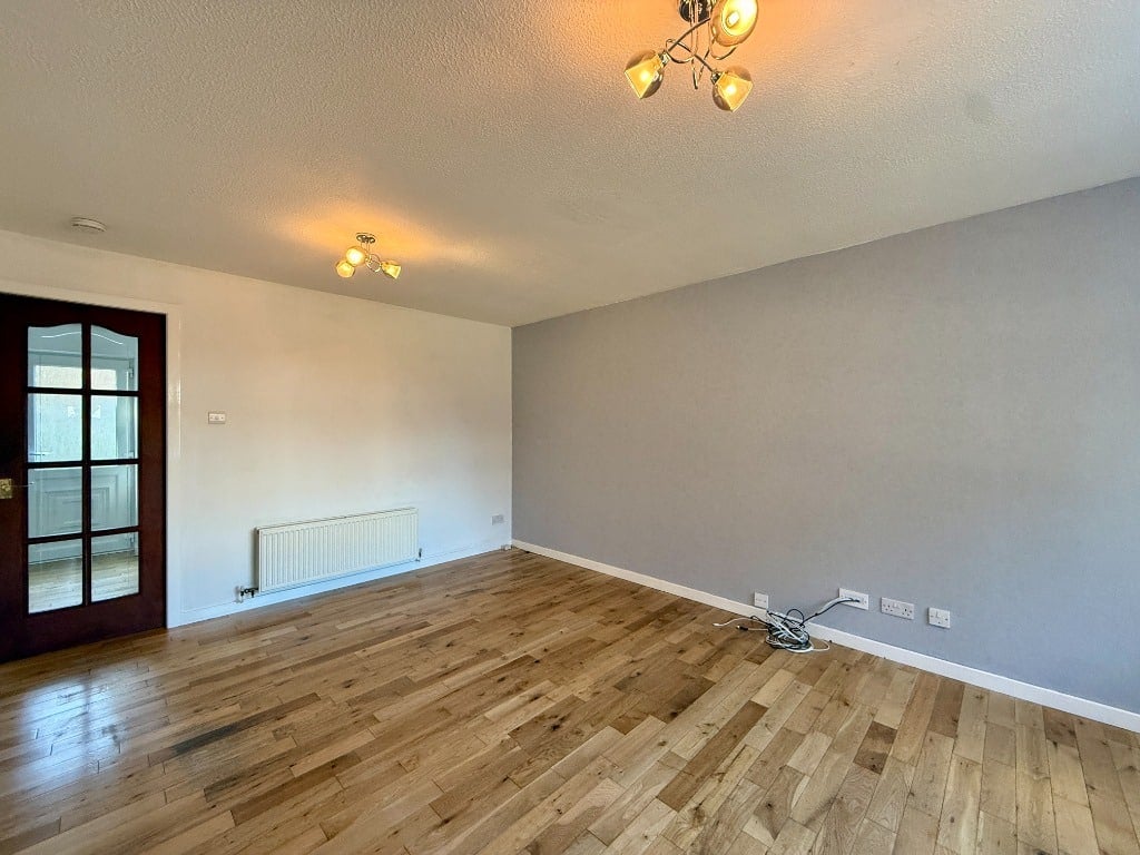 House Nisbet Drive in Prestwick
