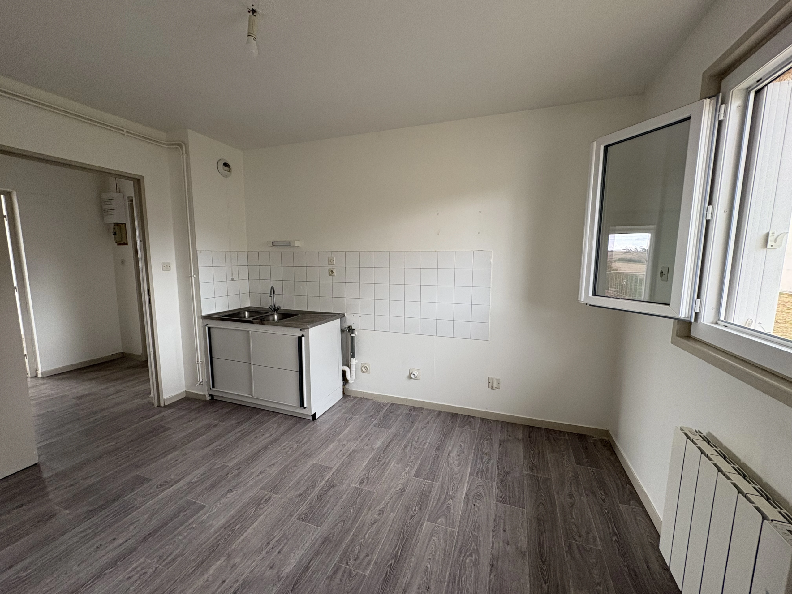 Flat Rue de Bellevue in Combre
