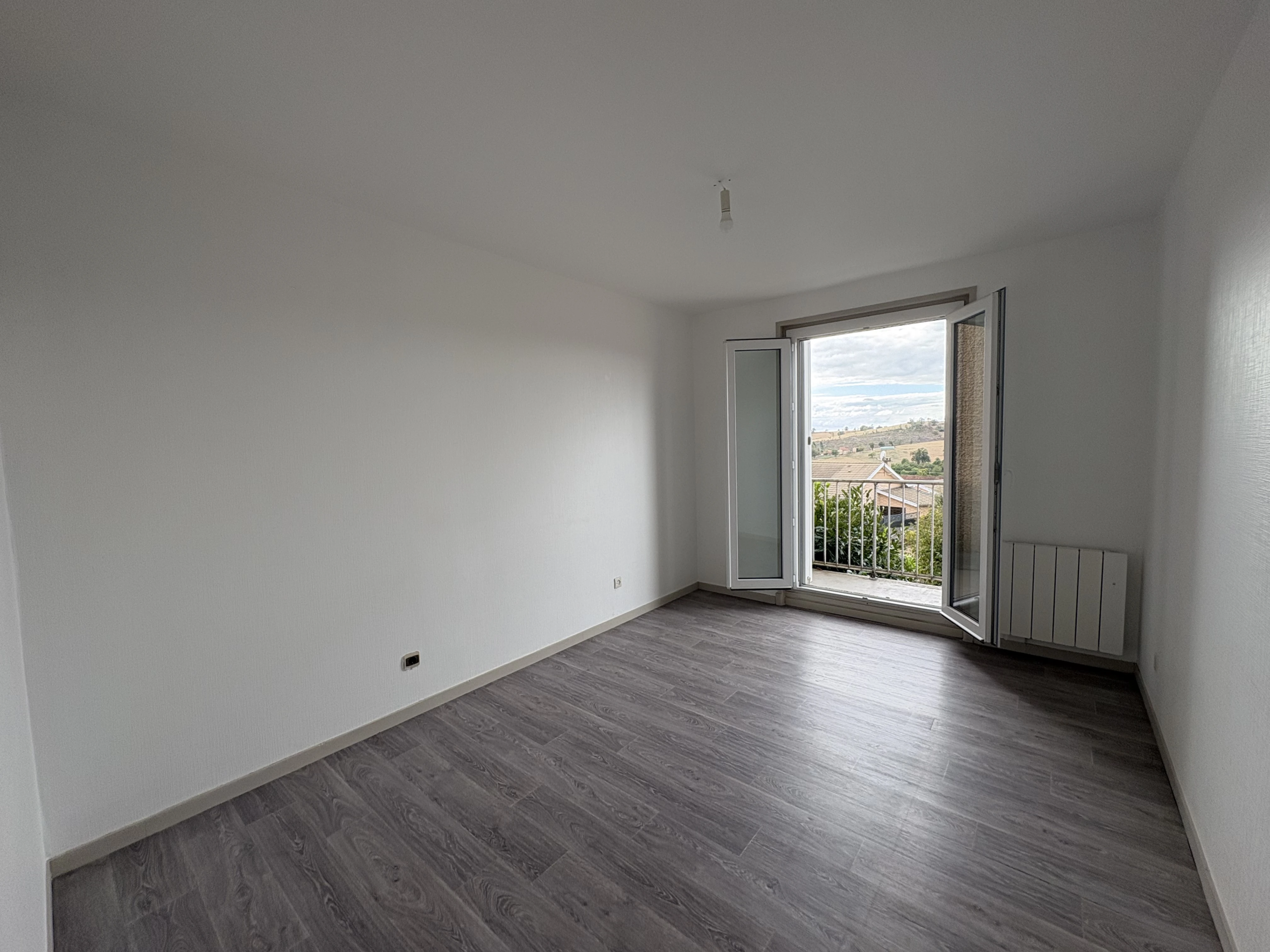 Flat Rue de Bellevue in Combre