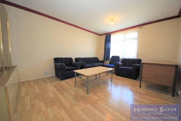 Flat Llanover Road in Greater London