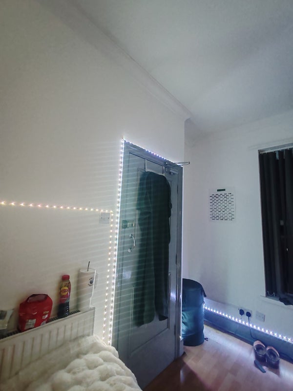 Room Harriet Street in Cardiff