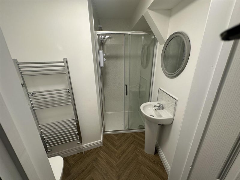 Room Sherwood Street in Mansfield Woodhouse