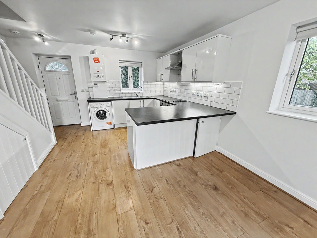 House Shrewsbury Road in Bomere Heath