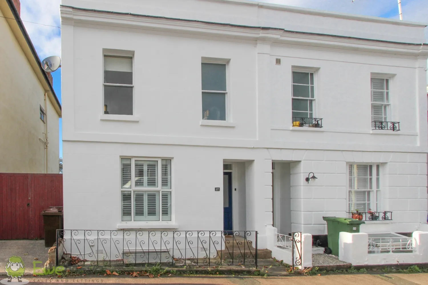 House Great Western Terrace in Cheltenham