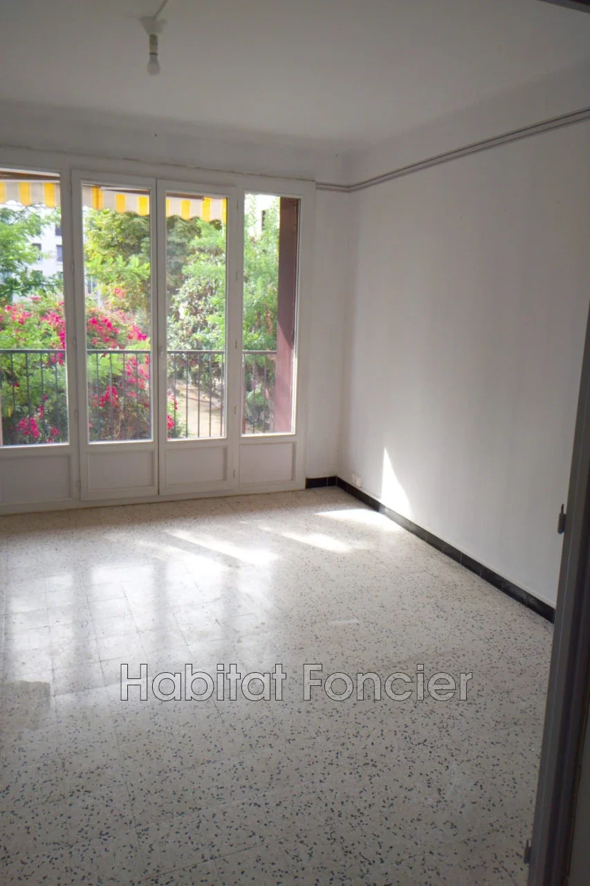 Appartement Square des Charentes à Perpignan