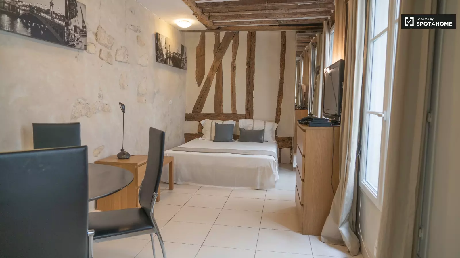Appartement Rue Dauphine à Paris
