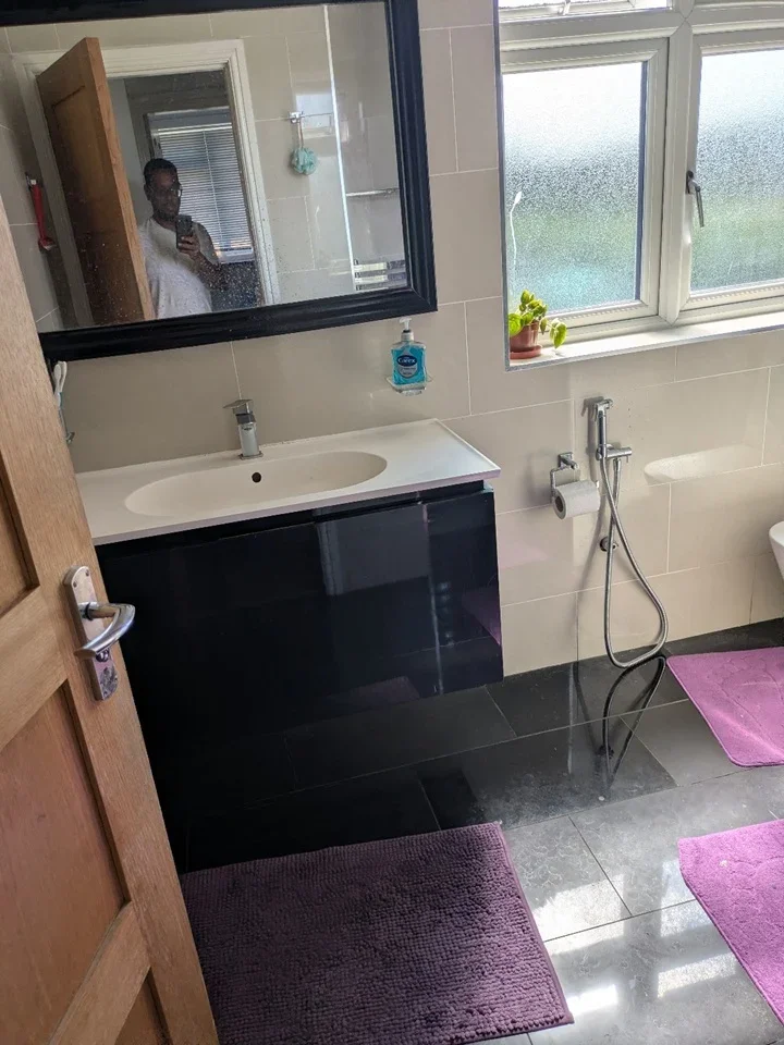 Room High Street in Slough