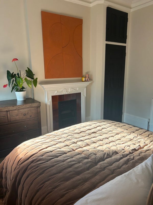 Room Kingsmead Road in Greater London