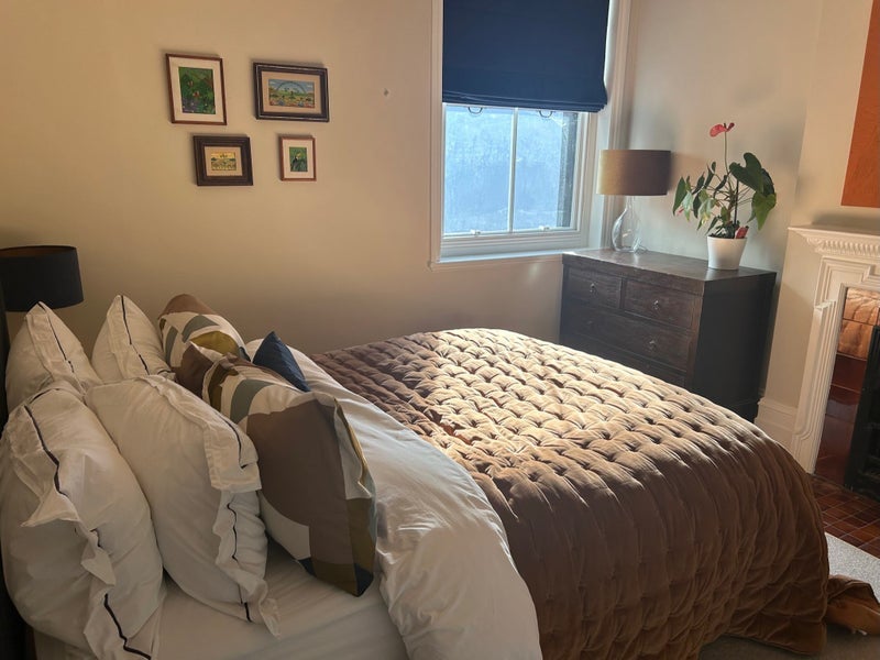 Room Kingsmead Road in Greater London