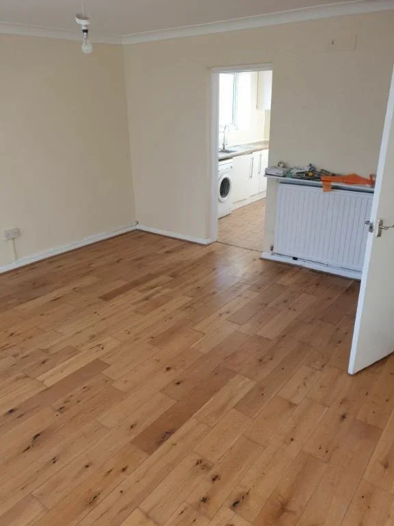 Room Eastern Avenue in Greater London
