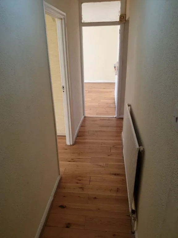Room Eastern Avenue in Greater London