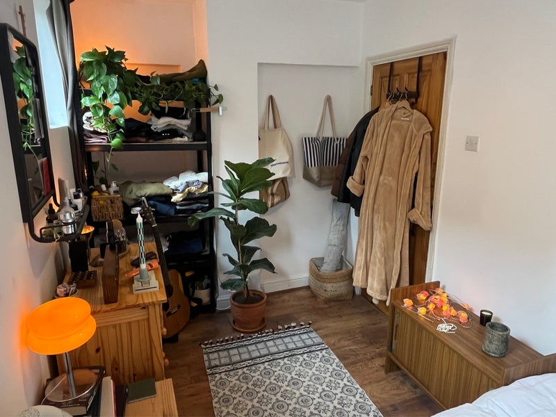 Room Eden Road in Greater London