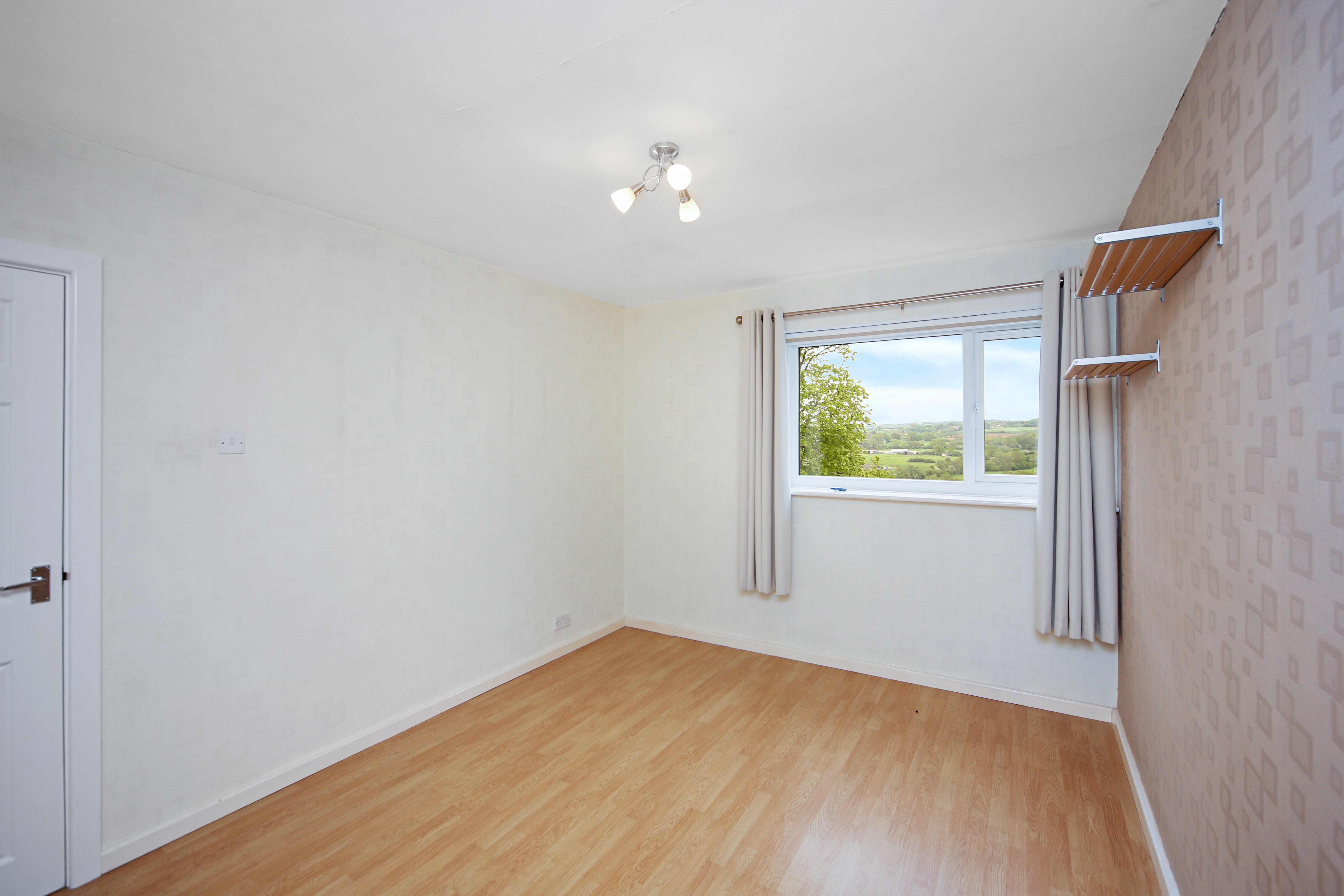 Flat Halesbury Court in Halesowen