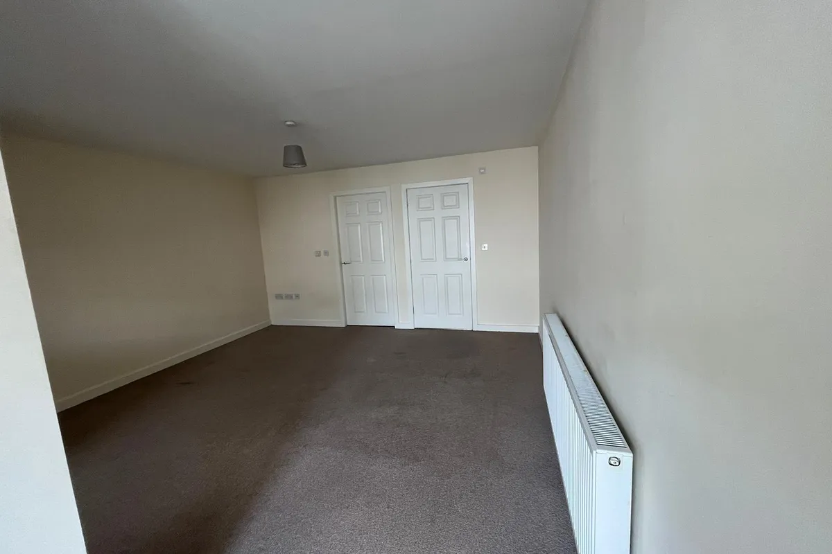 Flat Wellington Court in Bradford