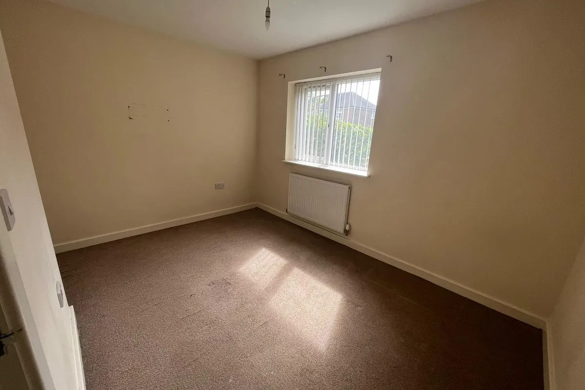 Flat Wellington Court in Bradford