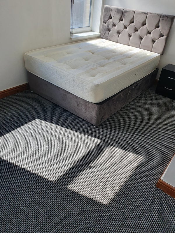 Room Merton Road in Bradford