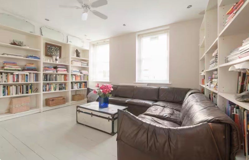 Flat Frampton Street in City of Westminster