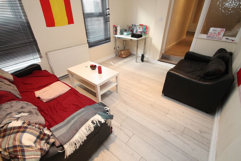 Flat Tulloch Street in Cardiff
