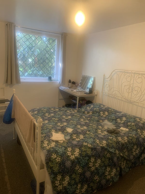 Room Geneva Drive in Greater London