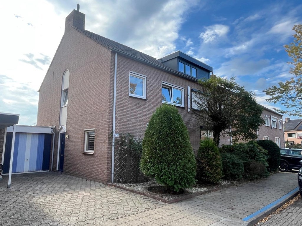 Huis Helbeek 152 in Venlo