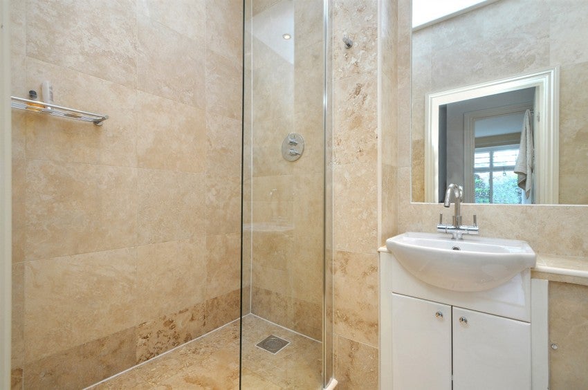 Flat Belsize Park Gardens in Greater London