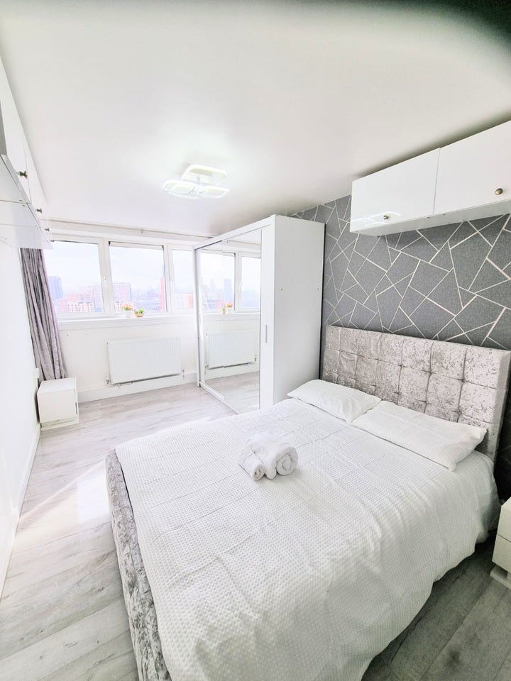 Room Forty Acre Lane in Greater London