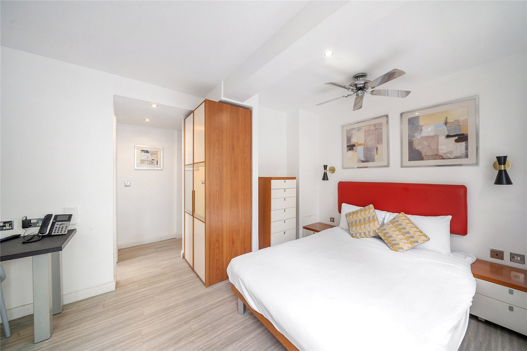 Flat Old Brompton Road in Greater London