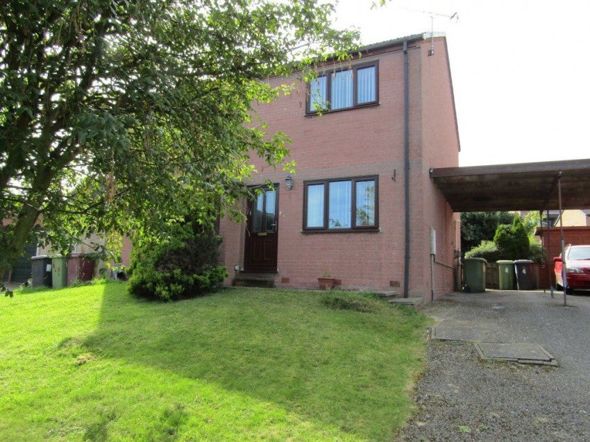 Flat Priestley Avenue in North East Derbyshire