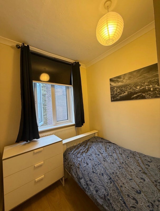 Room Camden High Street in Greater London