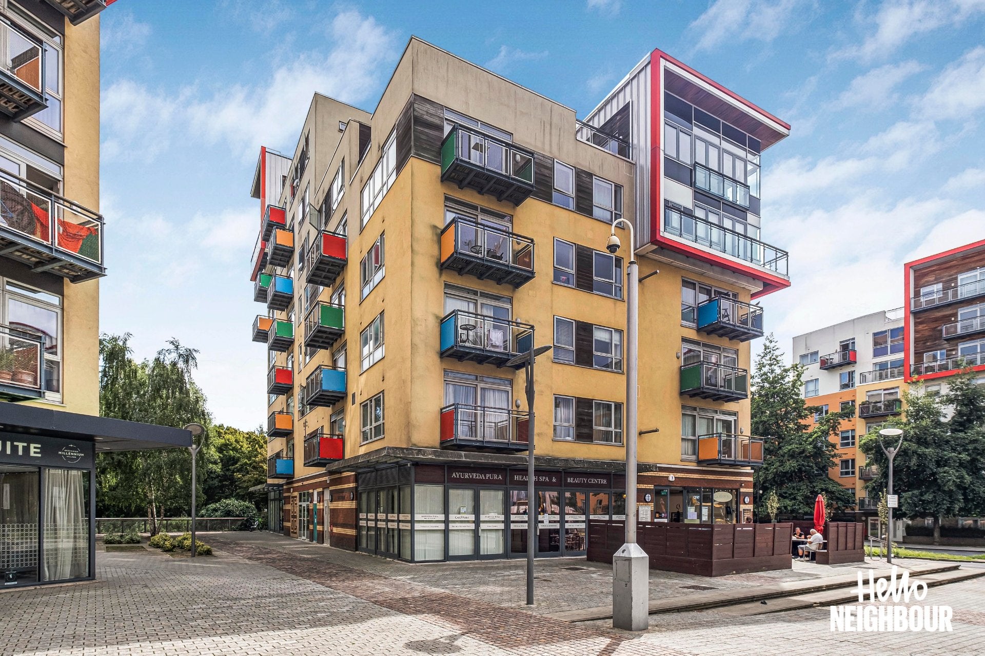 Flat West Parkside in Greater London