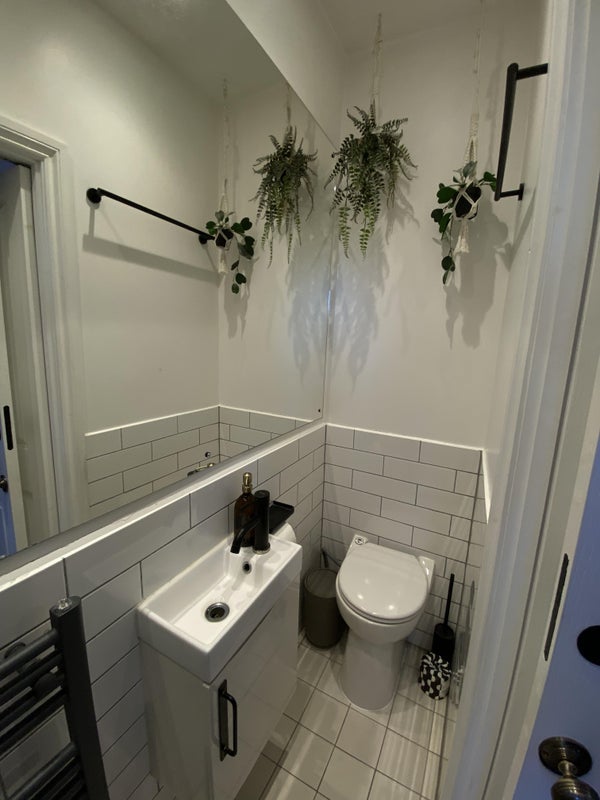 Room Langthorne Road in Greater London