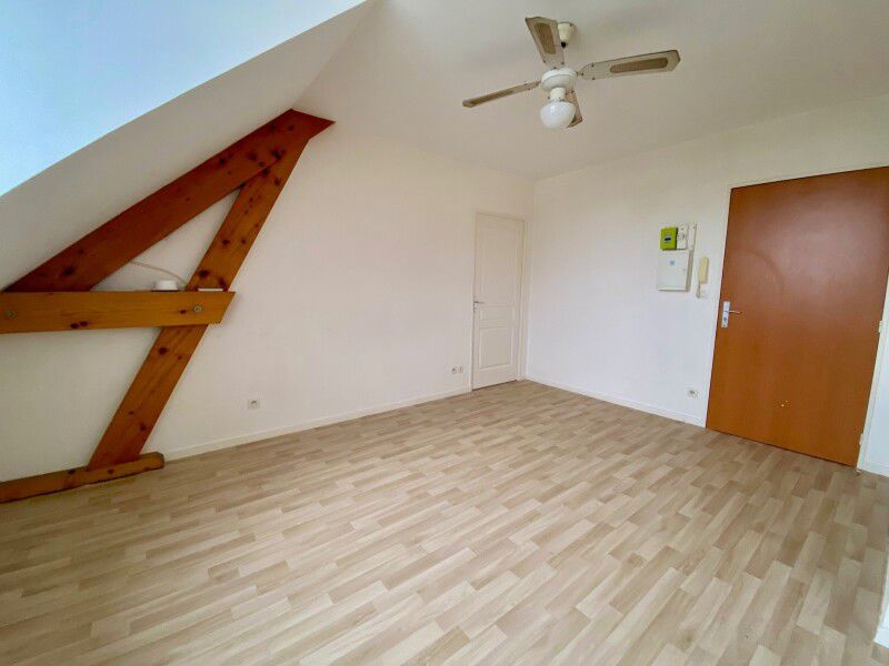 Flat Rue du Puits Saint-Laurent in Orléans