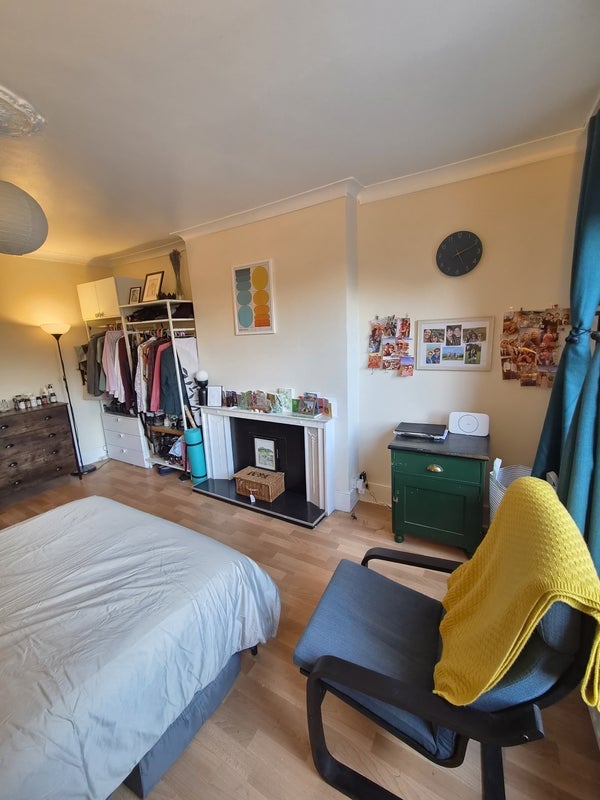 Room Forest Hill Road in Greater London