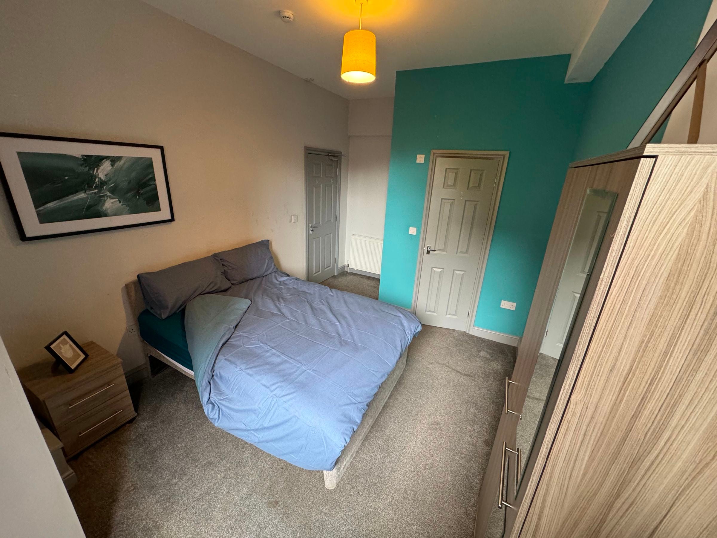 Room Broxholme Lane in Doncaster