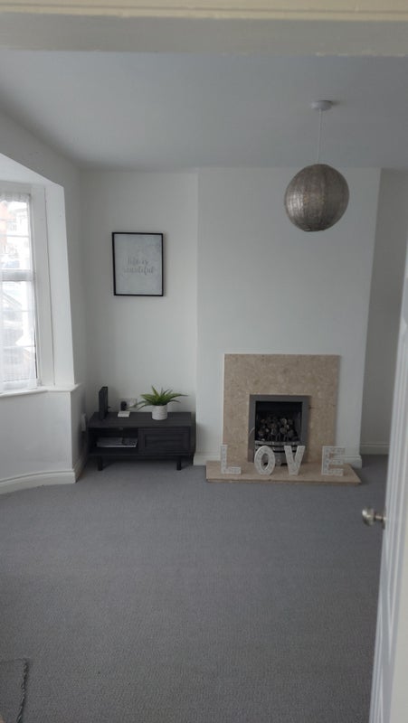 Room Henley Crescent in Braunstone Town
