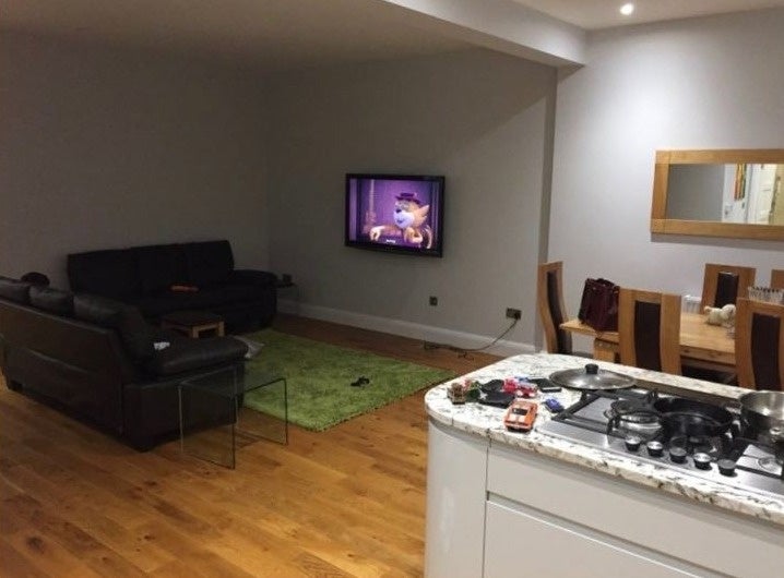 Room Suttons Lane in Greater London